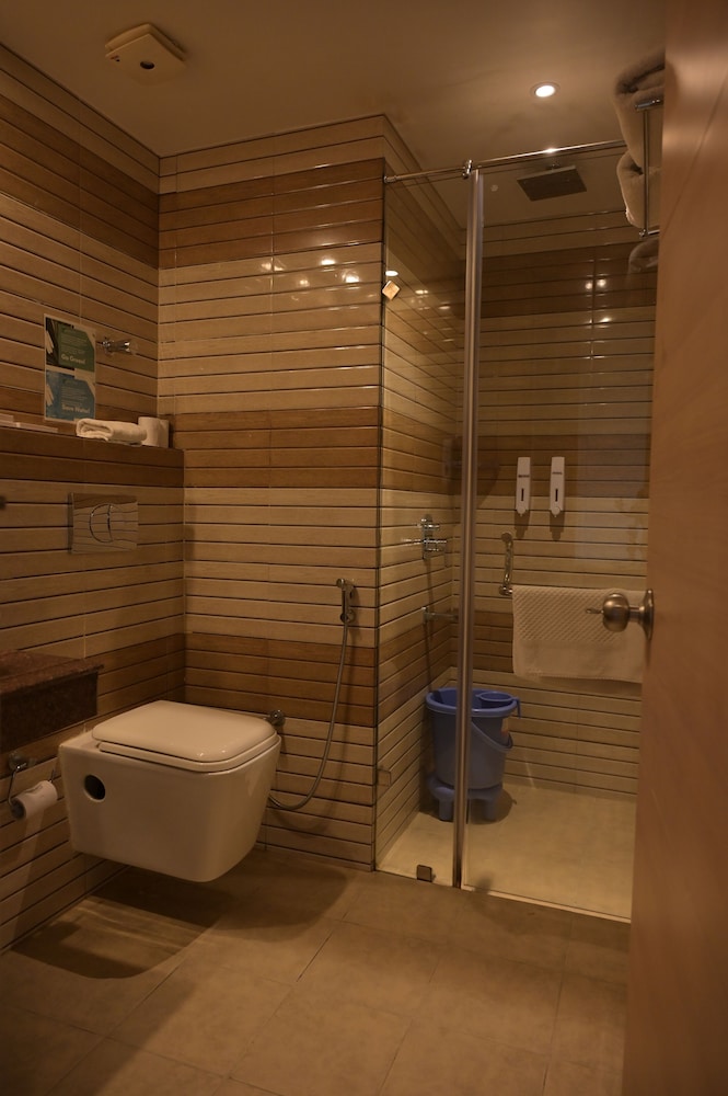 Executive Room, 1 Double Bed, Accessible photo 3