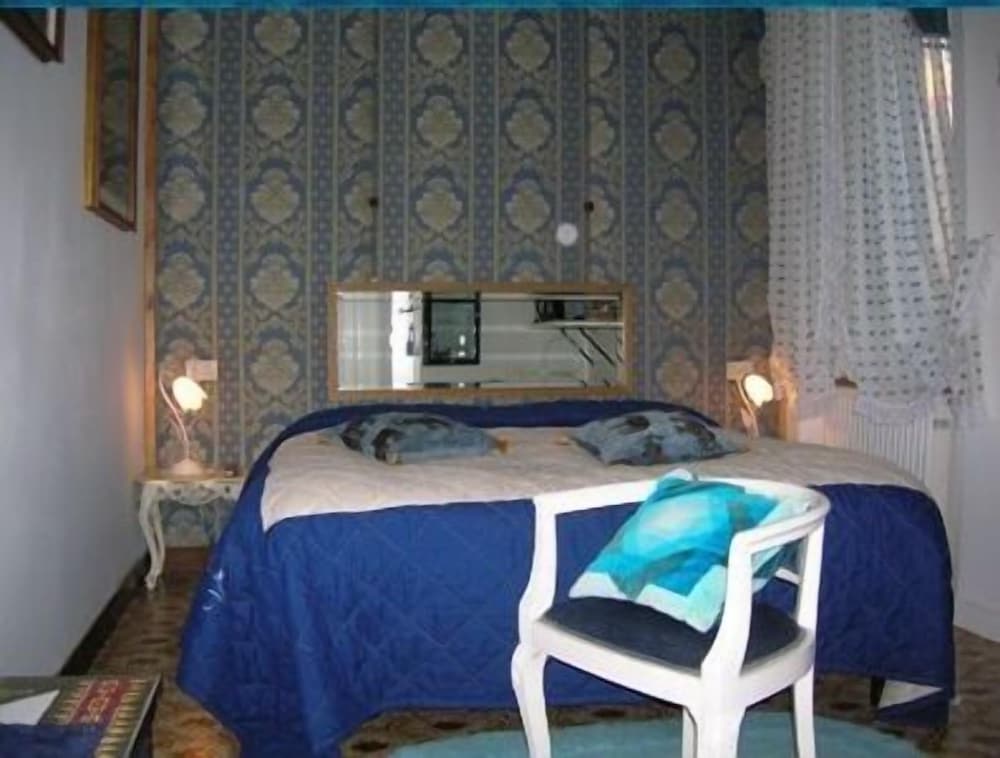 Classic Double Room, 1 Bedroom photo 2