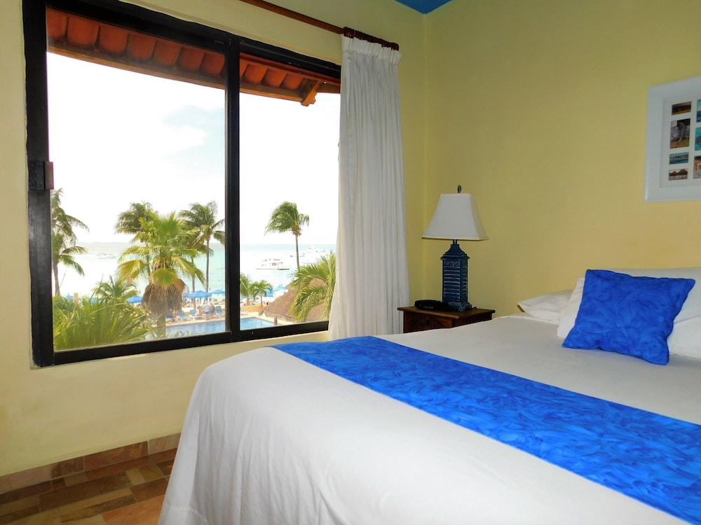 Deluxe Condo, 2 Bedrooms, Ocean View photo 2