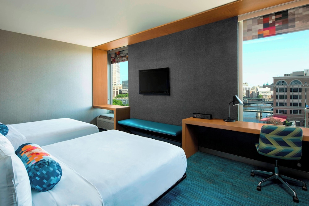 Room, 2 Queen Beds - Photo 3