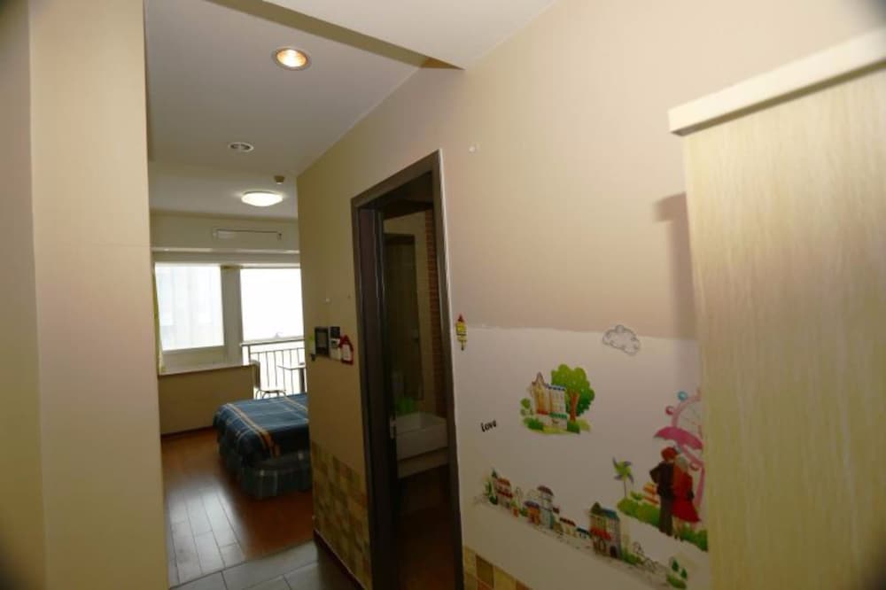 Standard Double Room with City View photo 2