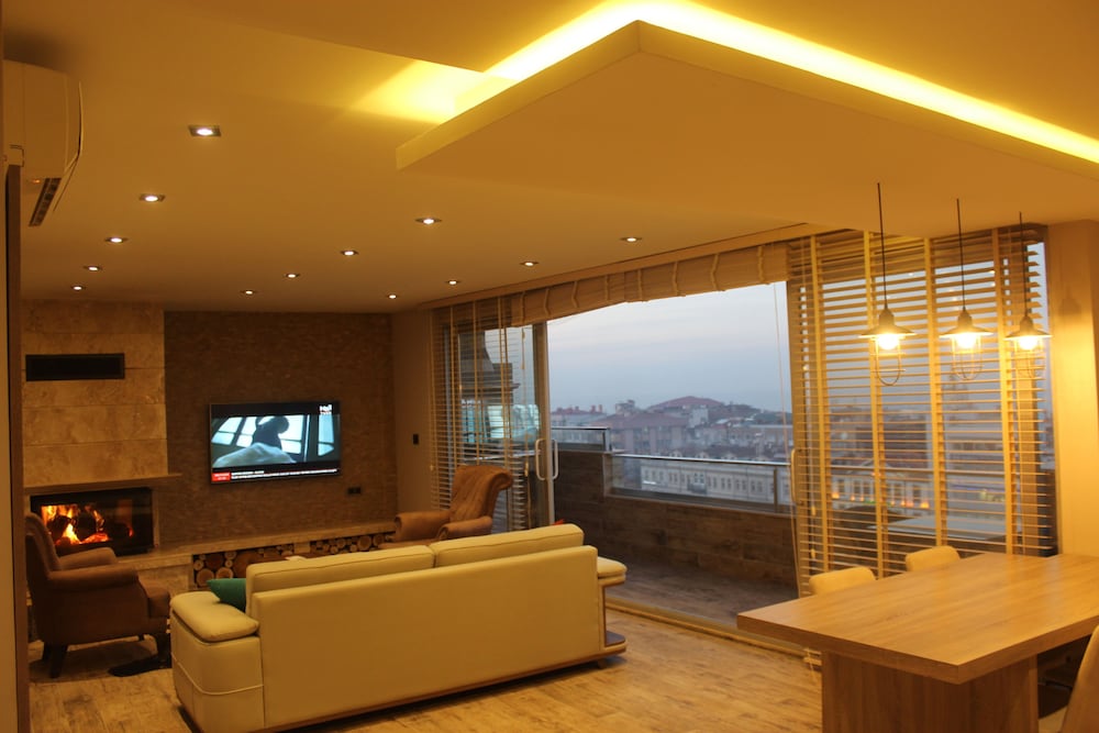 Superior Suite, 1 Bedroom, Sea Facing photo 1