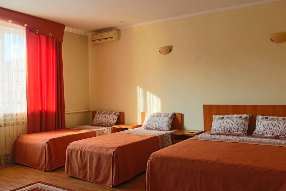 Comfort Quadruple Room photo 1