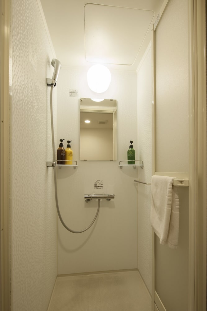 Double Room, Smoking (Single Use) - Photo 6