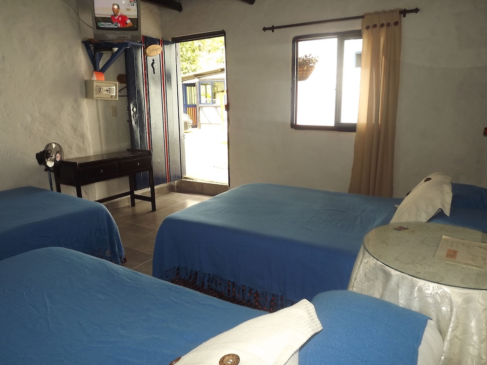 Triple Room, Private Bathroom photo 1