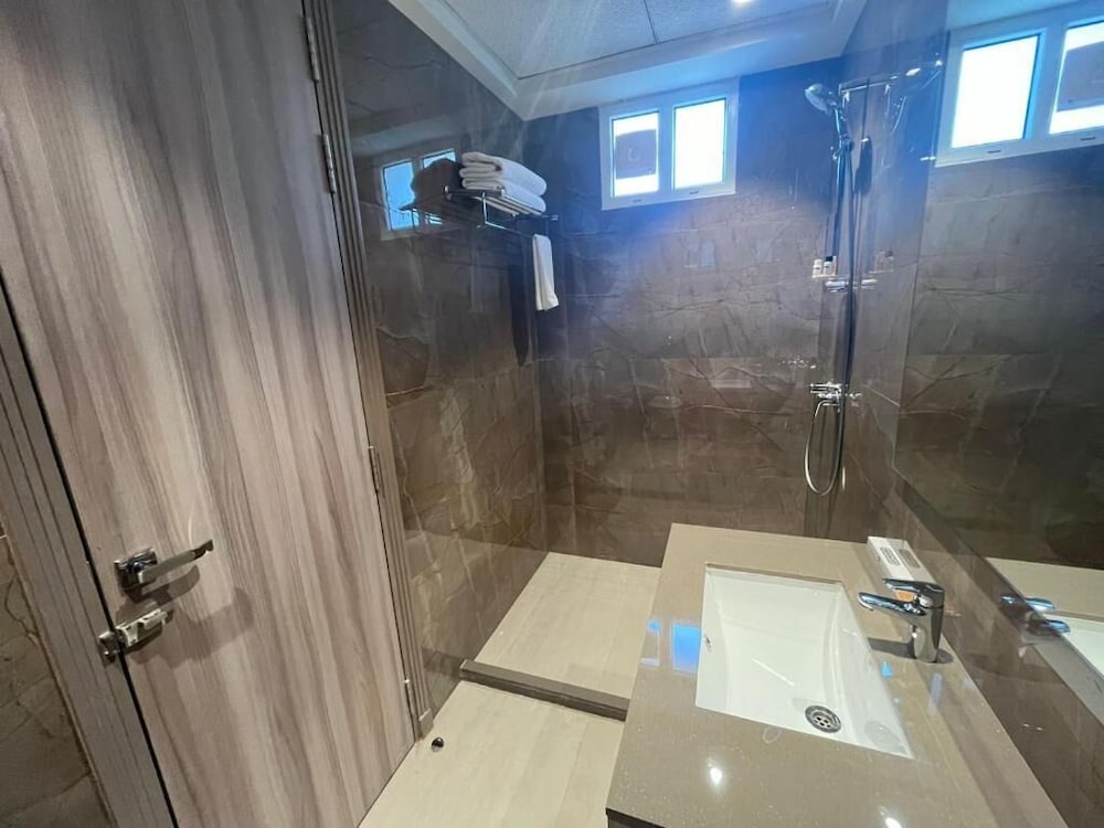 Deluxe Double Room - Photo 3
