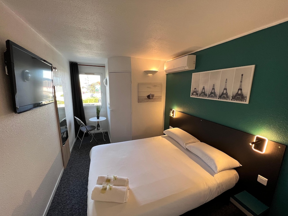 Standard Double Room - Photo 1