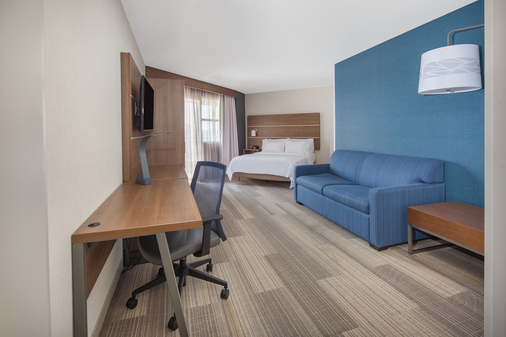 Available room