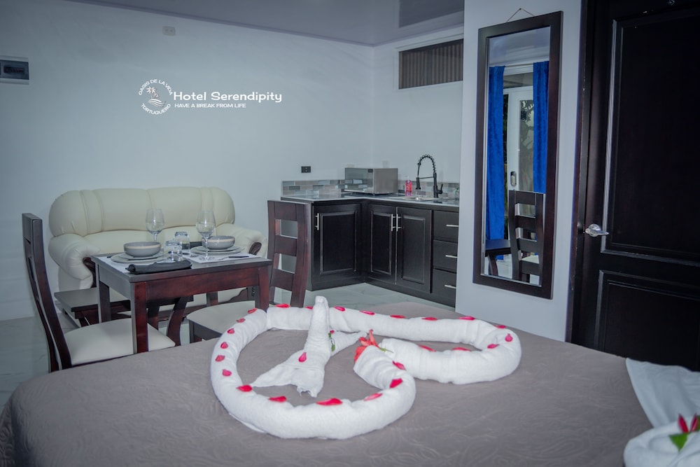 Premium Room, 1 Queen Bed, Kitchenette, Ground Floor