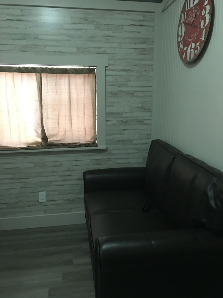 Cabin, 2 Queen Beds photo 3