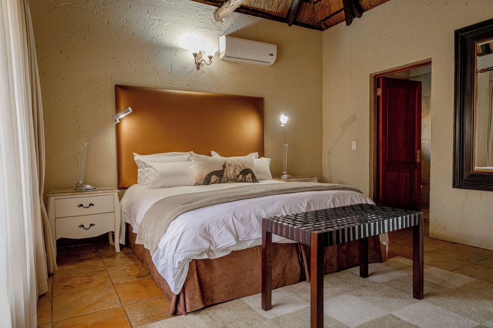 Luxury Villa, 3 Bedrooms, Mountain View photo 1