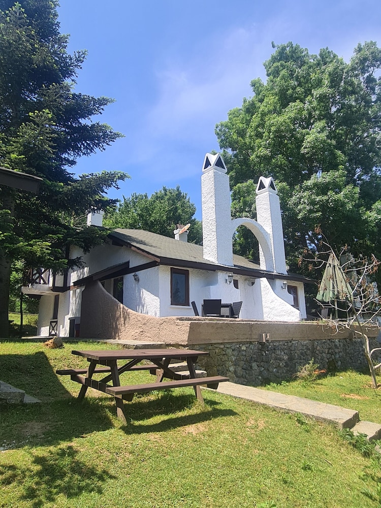 Traditional Cottage - Photo 17