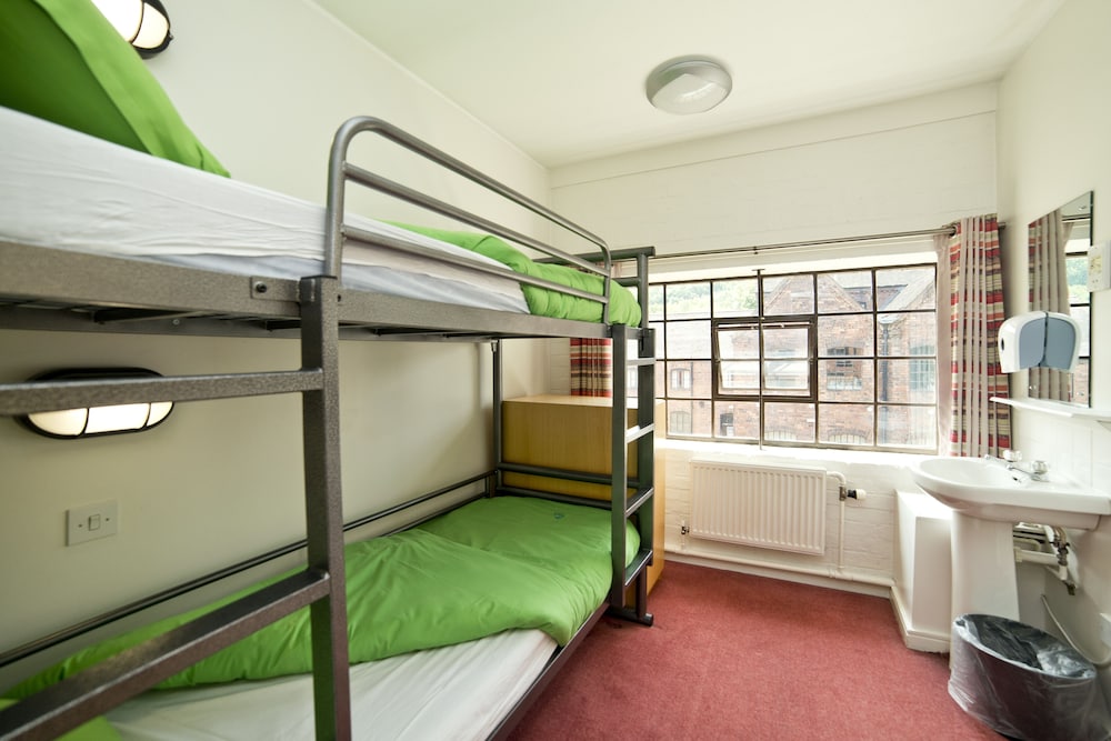 2 Bed Private Room photo 1