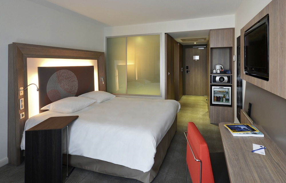 Classic Room, 1 Double Bed with Sofa bed, Bathtub - Photo 3