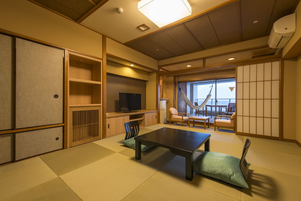 Premium Room, Non Smoking, Ocean View photo 2