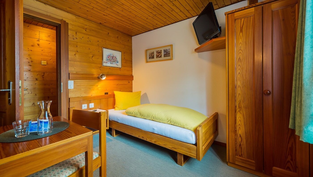 Basic Single Room