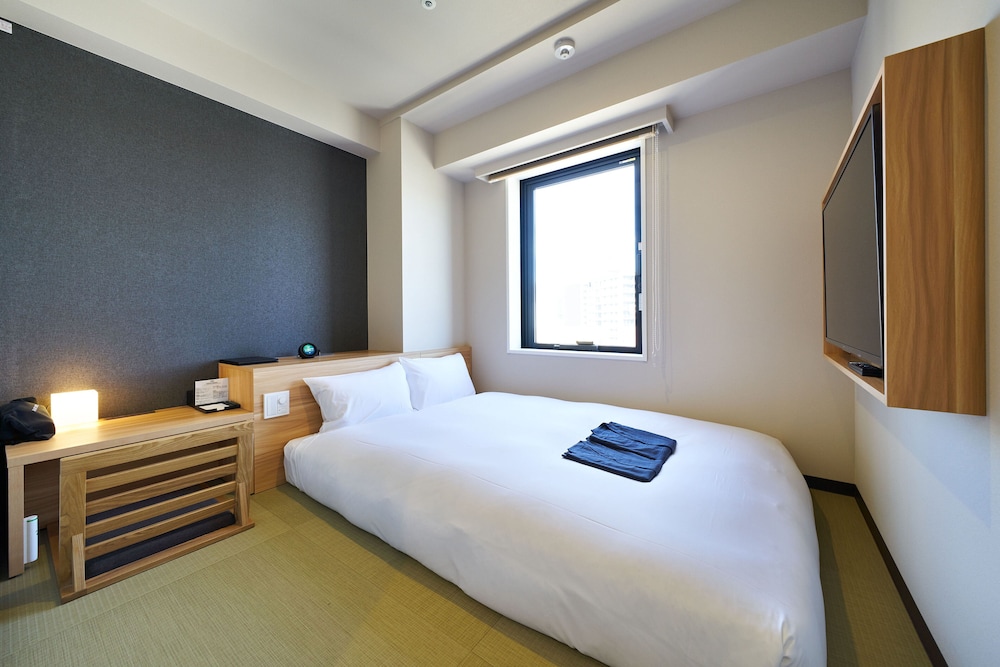 ISAGO - Photo 1