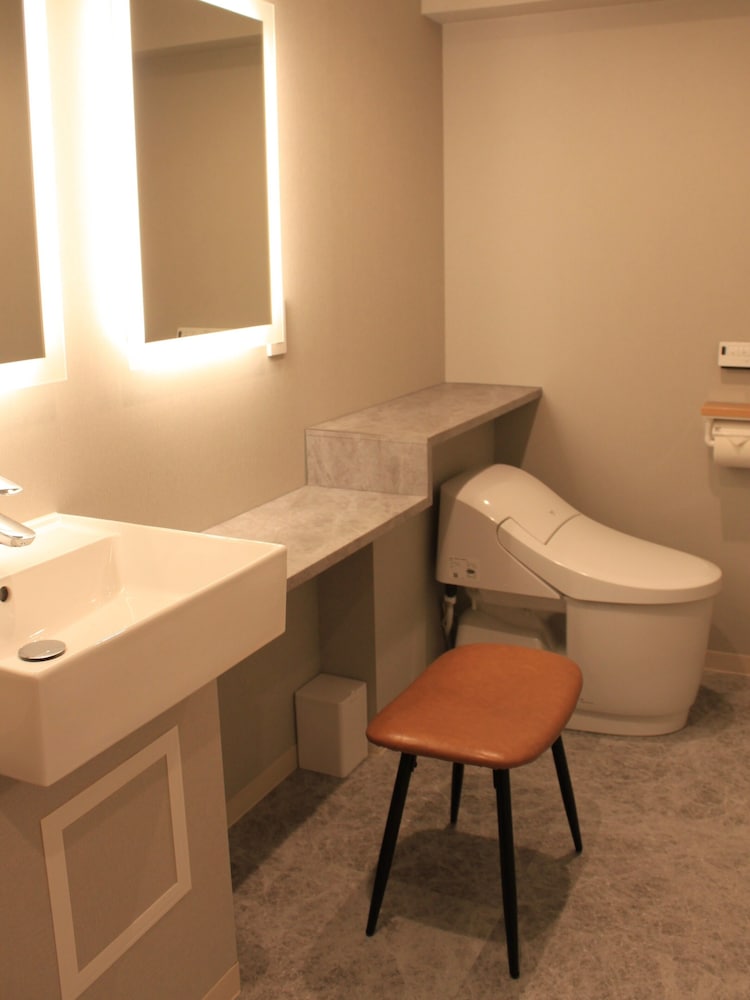 Deluxe Twin Room, Non Smoking photo 2