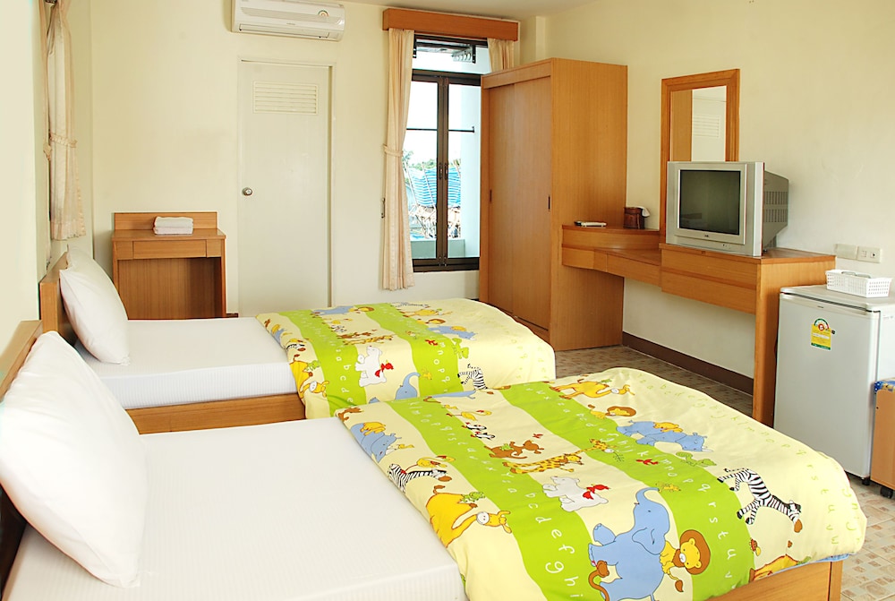 Standard Twin Room photo 2