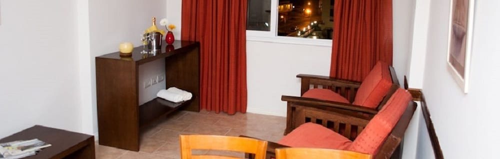 Family Room, Multiple Beds, City View photo 1