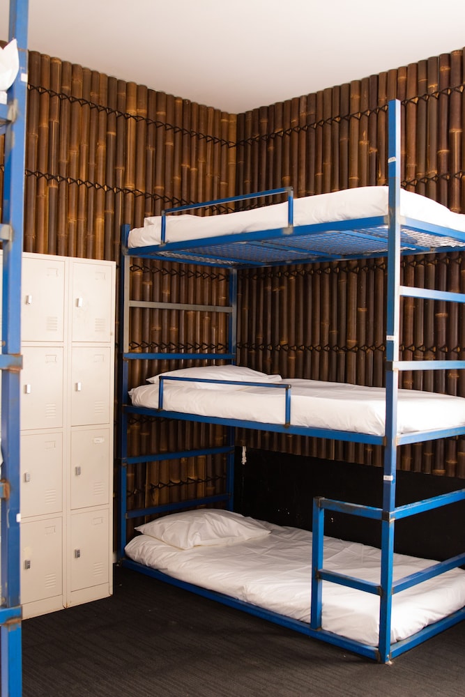 Basic Shared Dormitory, Mixed Dorm
