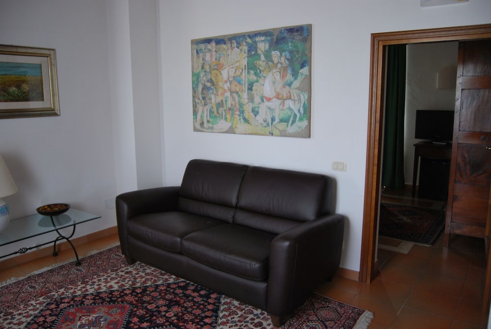 Deluxe Suite, 2 Bedrooms photo 2