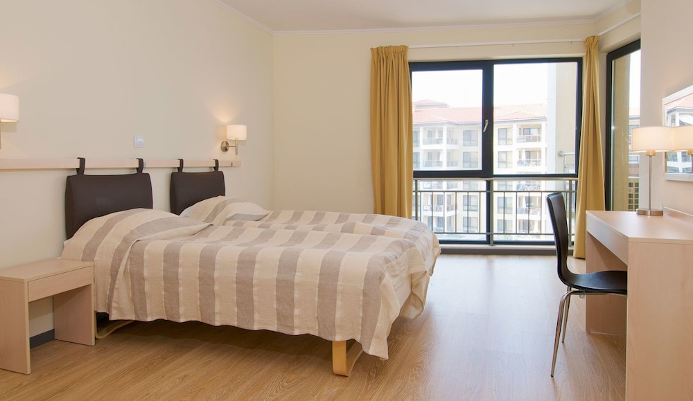 Exclusive Apartment photo 2