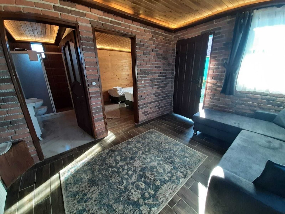 Basic Chalet, Patio, Mountain View