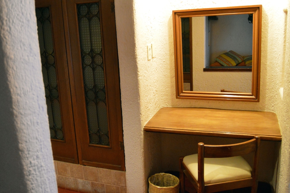 Standard Room - Photo 6