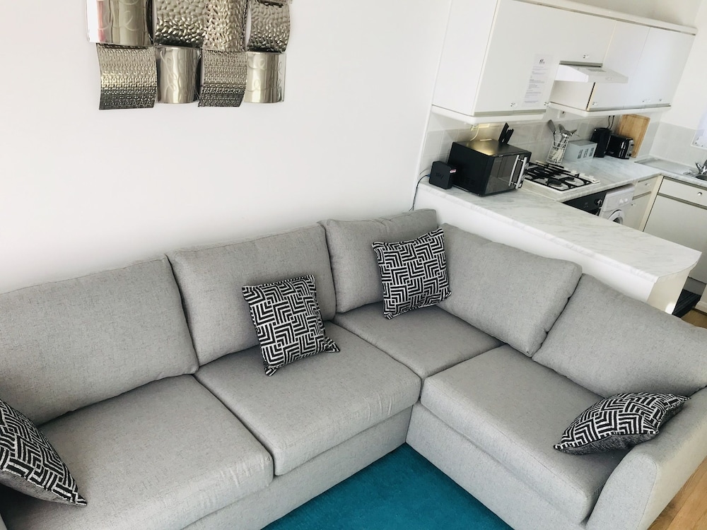 House, 1 Bedroom photo 1