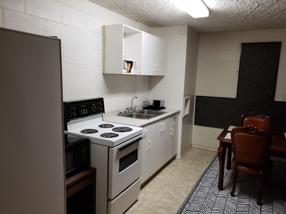 Family Suite, Kitchenette photo 3