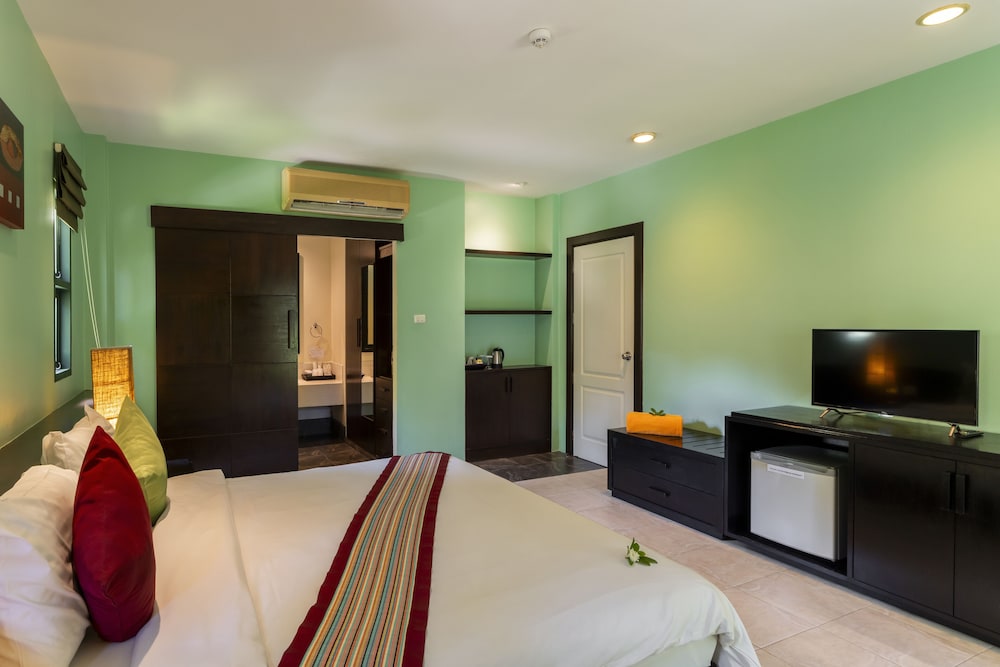 Superior Room, Garden View photo 2