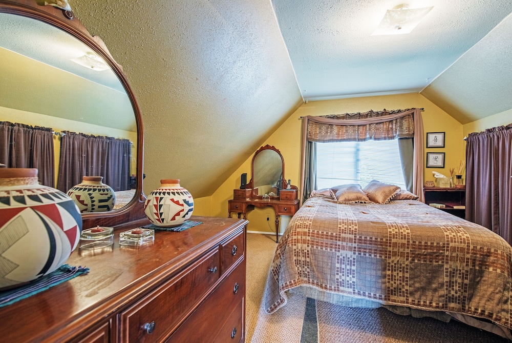 House (2 Bedrooms) photo 2