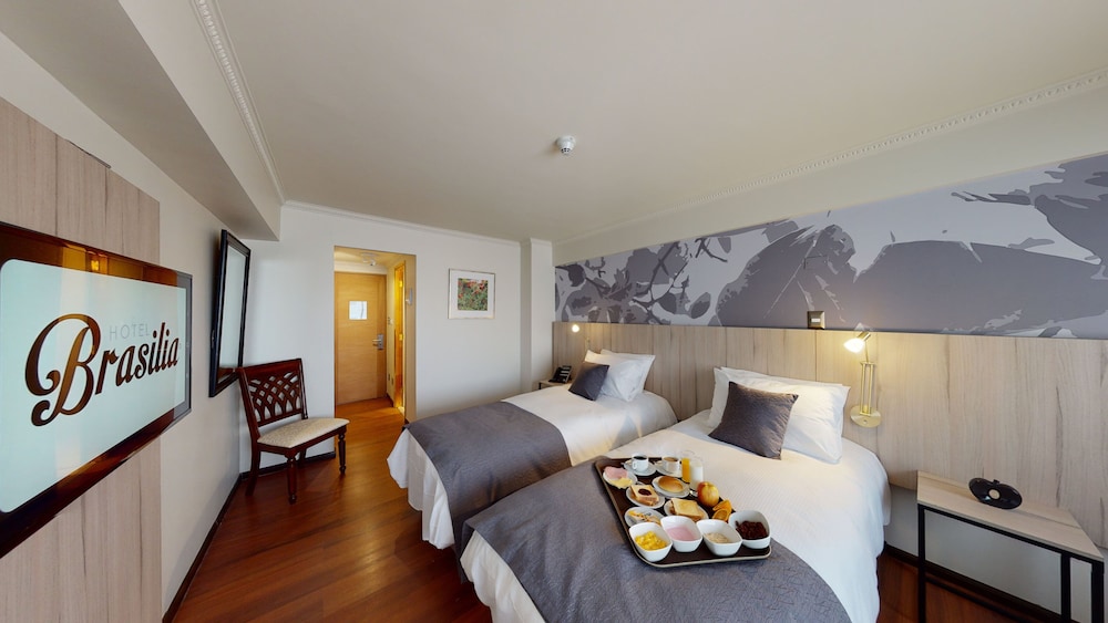 Junior Suite, 1 King Bed, City View — the supplier's photographs — photo 5