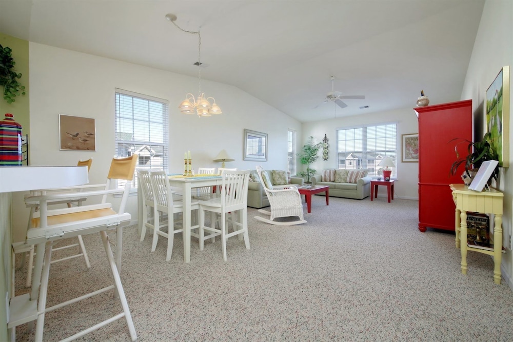 House (54E Sandpiper Bay (Sunset Beach)) photo 2