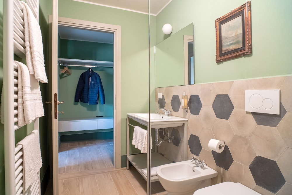 Quadruple Room photo 2