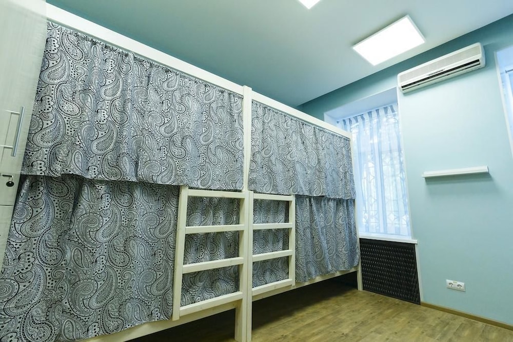 Bed in 8-Bed Shared Dormitory Room photo 1