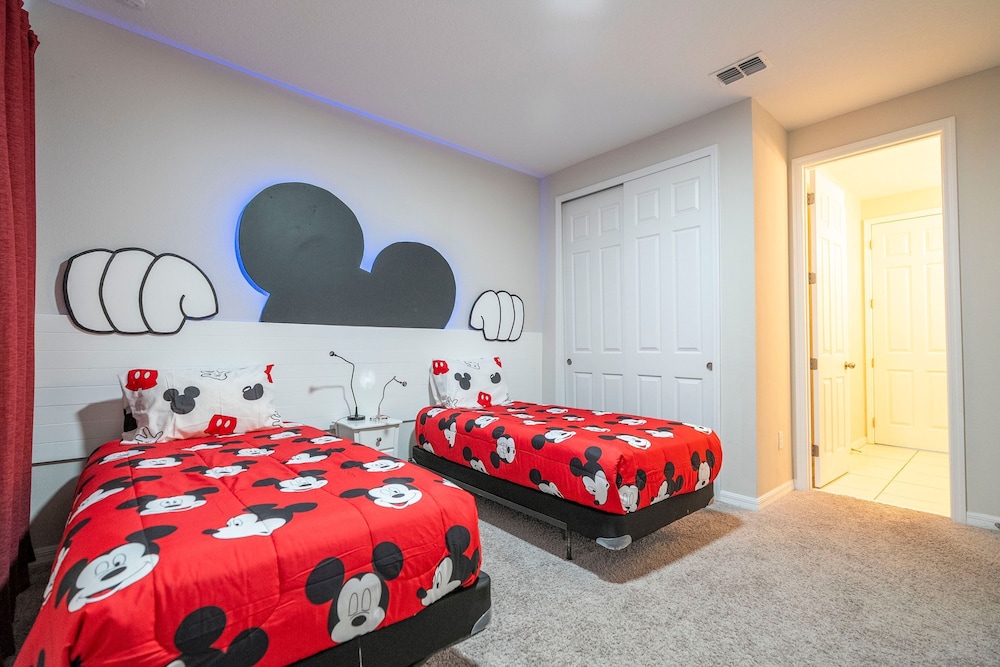 5BR Modern Luxury Disney Villa With Game Room Pool Spa, Billede 21