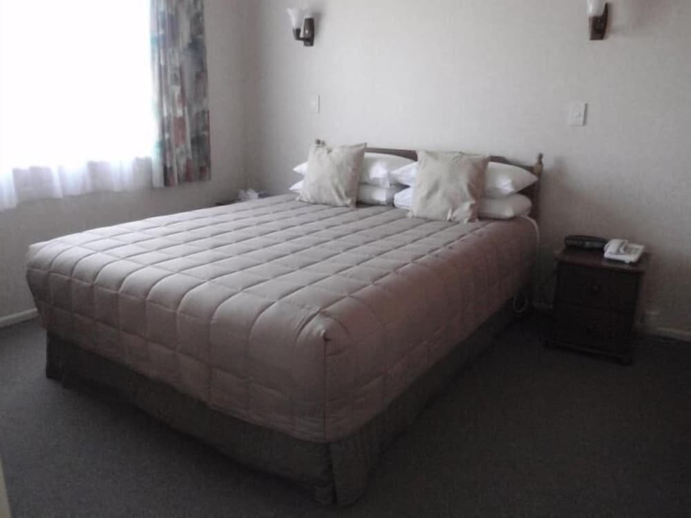 Standard Suite, 2 Bedrooms, Non Smoking, Kitchen (Cottage) photo 1