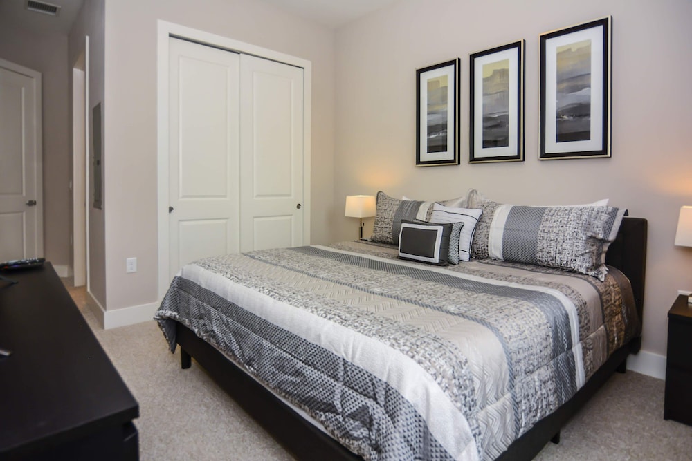 Deluxe Townhome