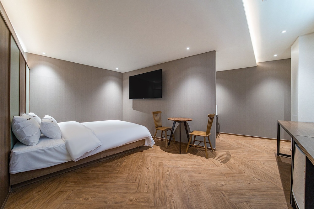Premium Double Room photo 2