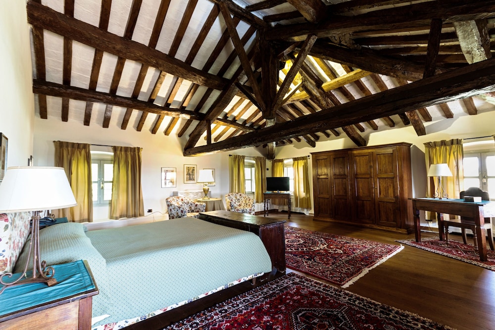 Superior Suite photo 1