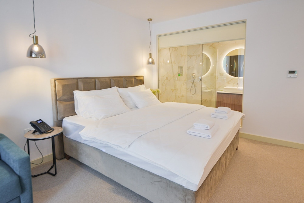 Junior Studio Suite, Beachside photo 3