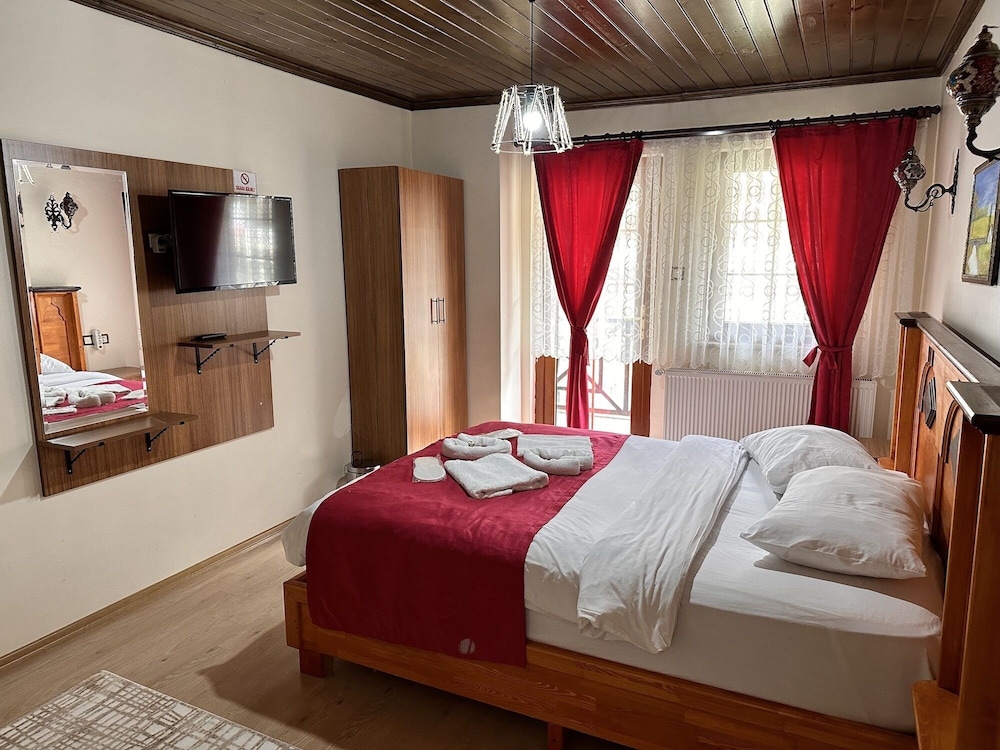 Deluxe Room, 1 Double Bed photo 1