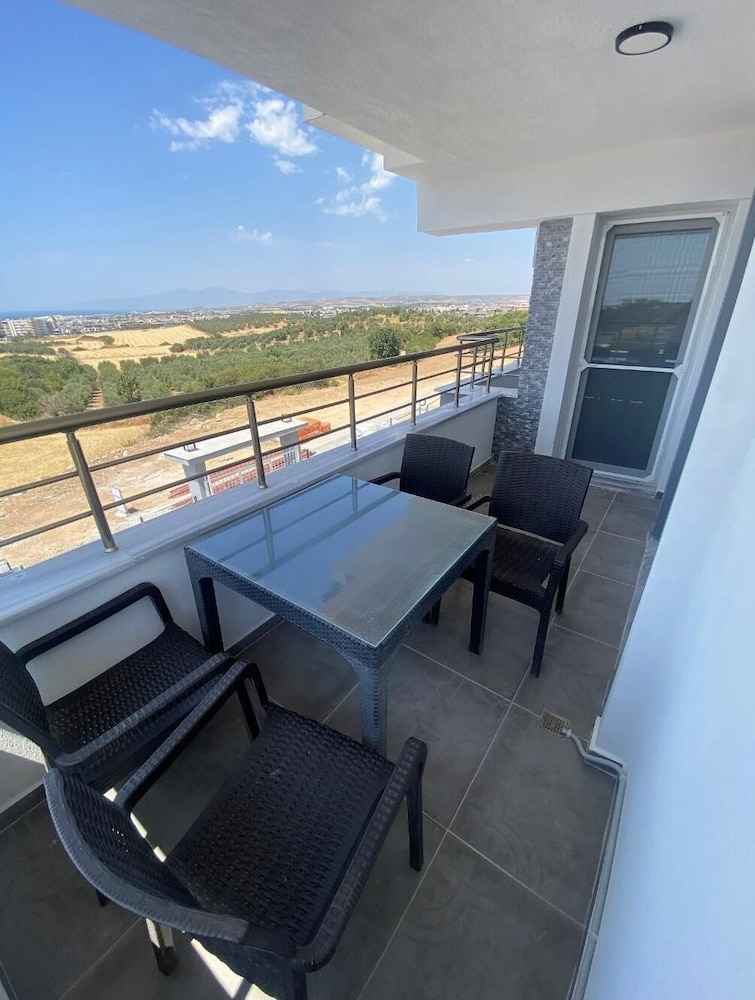 Economy Apartment, Balcony, Sea View photo 2