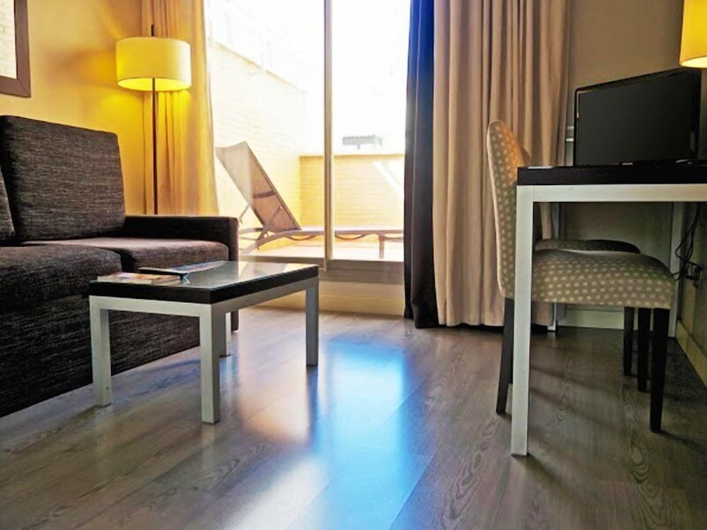 Family Suite, Terrace - Photo 1