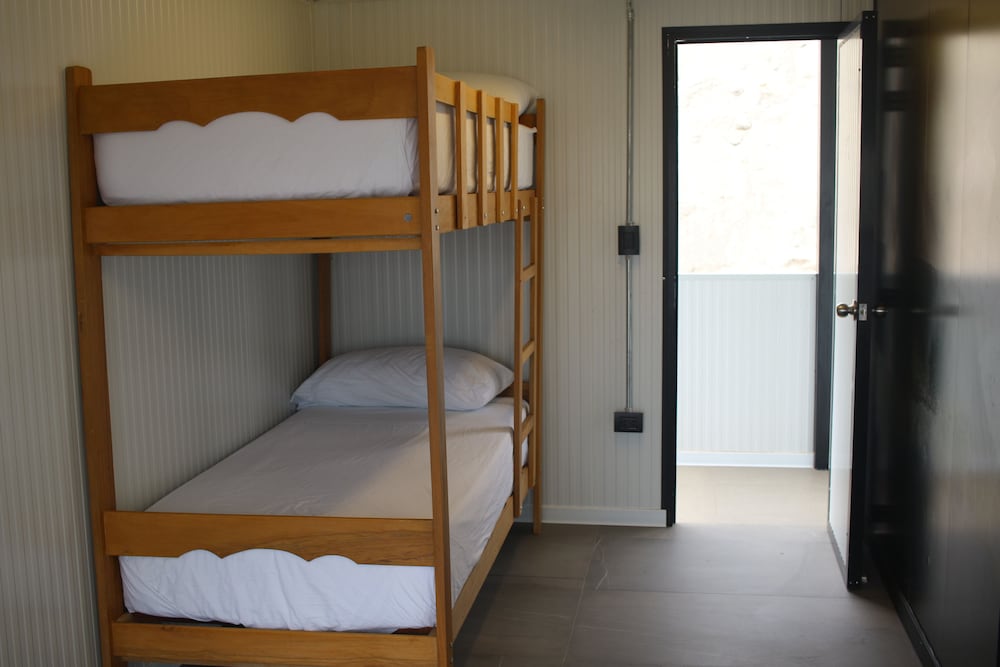 Deluxe Quadruple Room, Multiple Beds photo 3
