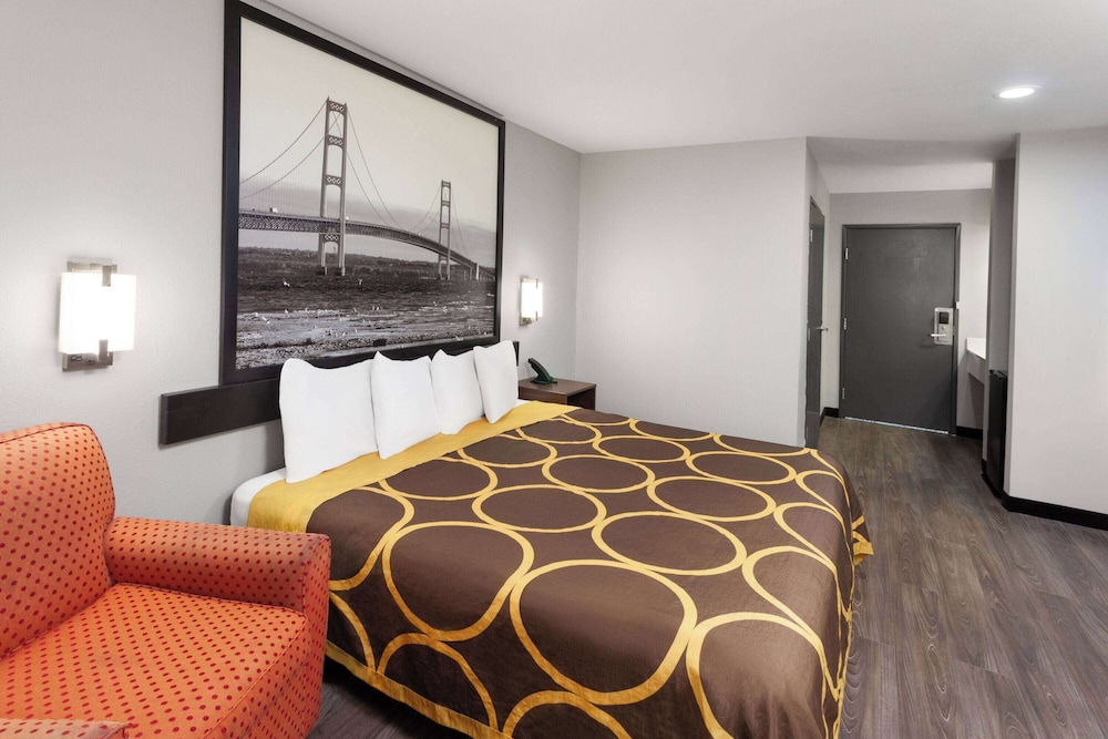 Room, 1 King Bed, Non Smoking - Photo 2