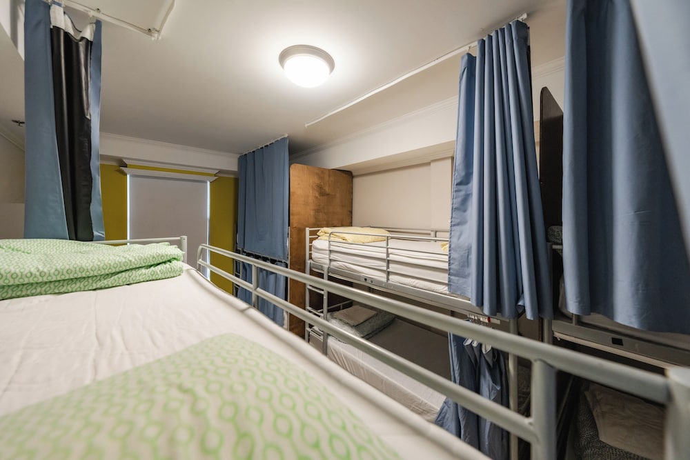 Private 8-Bed Dorm thumbnail 6