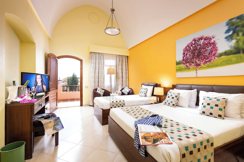 Premium Triple Room - Photo 4